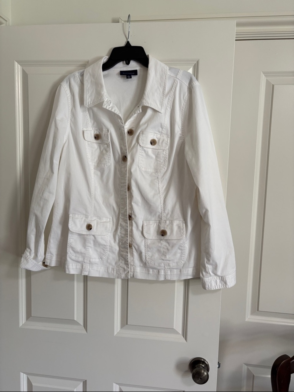 Charter Club White Cotton Utility Jacket with Button Pockets